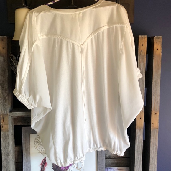 Sitka Blouse - Picture 2 of 7